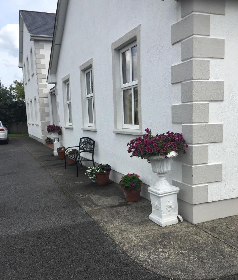 Mulberry Lodge Guest House Ballyhaunis Bagian luar foto